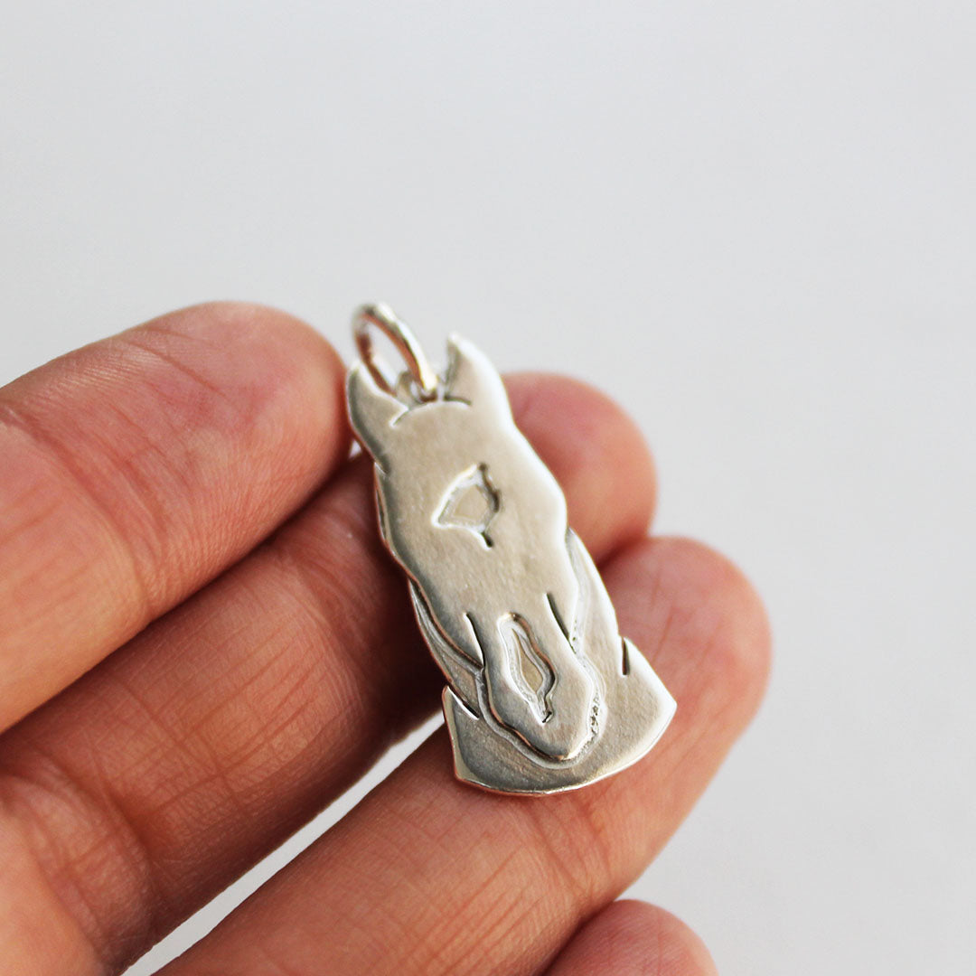Colgante Caballo Personalizado | Mauva Joyas | Hecho a mano Plata 950.