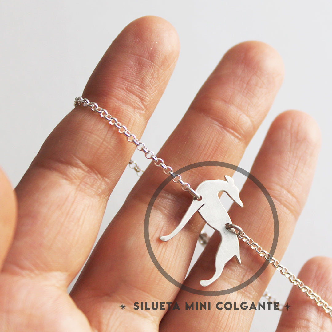 Mini Colgante Silueta de Perrito en Plata | PREVENTA