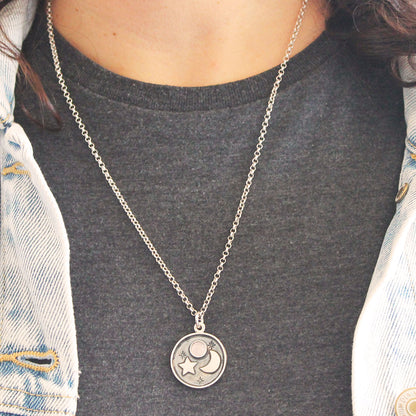 Medalla Luna y Estrella en Plata 950 | Mauva Joyas