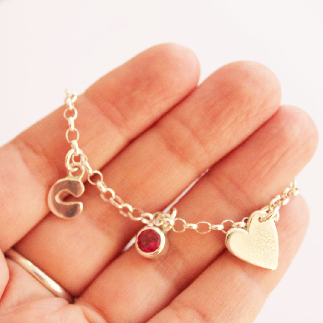 Pulsera con piedra de nacimiento + inicial